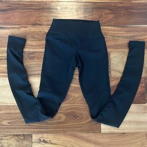 Alo Yoga Goddess Legging